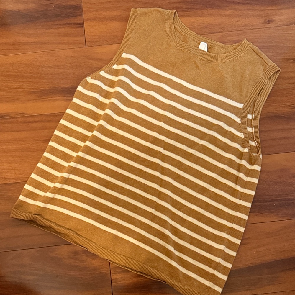 PACT Striped Sleeveless vest in Brown and White organic cotton medium - Picture 2 of 5